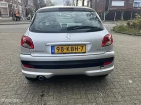Peugeot 206 thumbnail 9