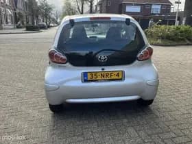 Toyota Aygo thumbnail 4