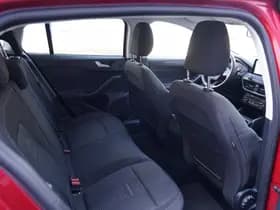 Ford Focus thumbnail 18
