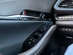 Mazda CX-30 thumbnail 24