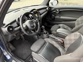 MINI Cooper thumbnail 3