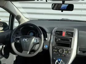 Toyota Auris thumbnail 14