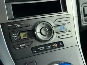 Toyota Auris thumbnail 5