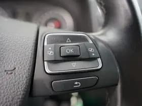 Volkswagen Golf thumbnail 12