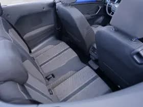 Volkswagen T-Roc thumbnail 11