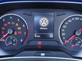 Volkswagen T-Roc thumbnail 12