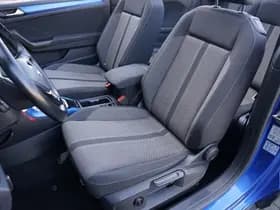 Volkswagen T-Roc thumbnail 10