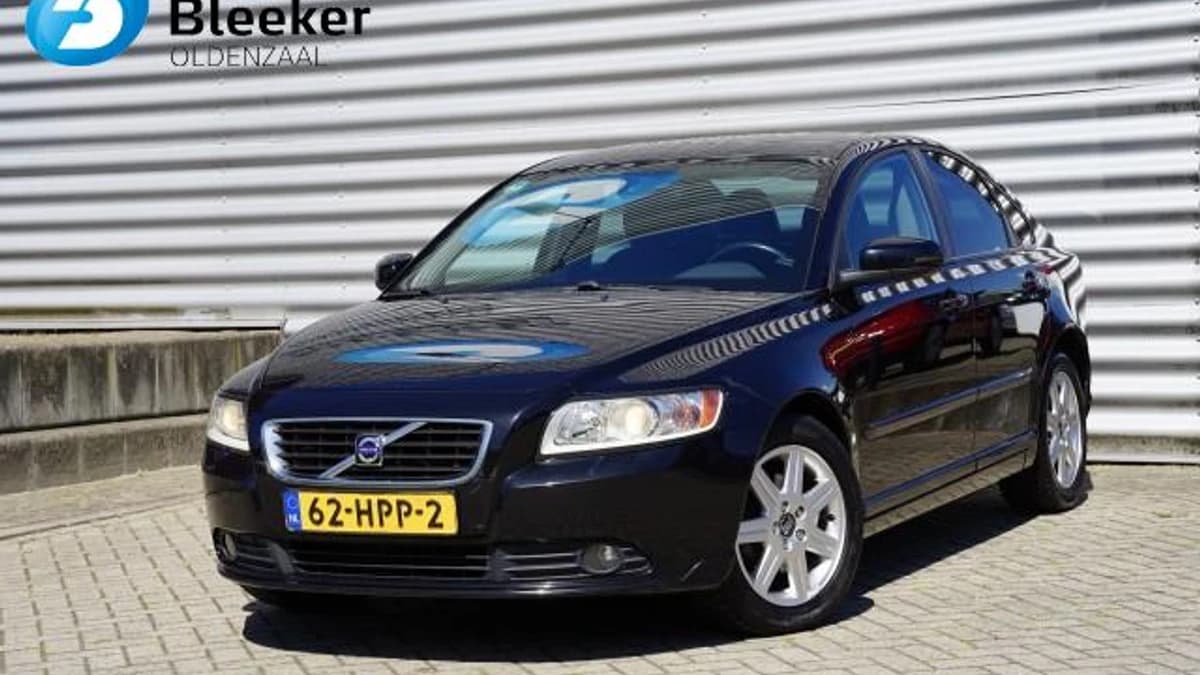 Volvo S40 — foto 1