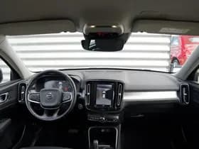 Volvo XC40 thumbnail 12