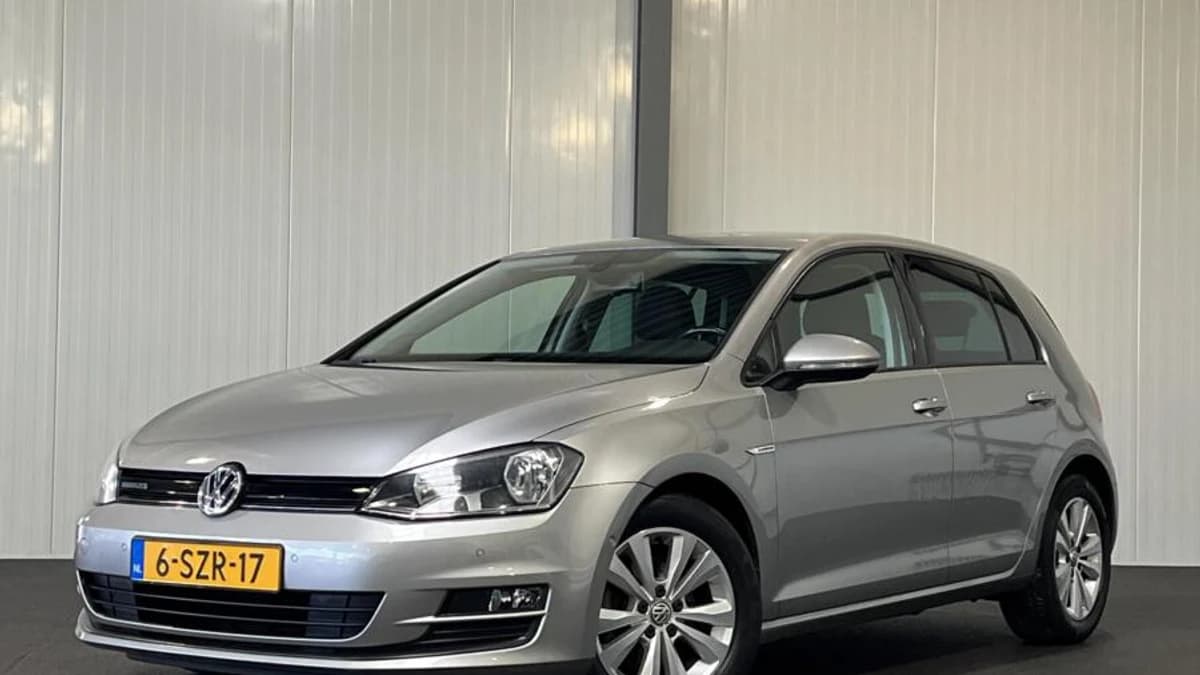 Volkswagen Golf 1.6 TDI Highline BlueMotion [ Uniek! NAP 1ste eigenaar ] — foto 1