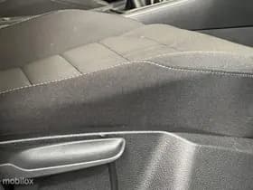 Volkswagen Golf 1.6 TDI Highline BlueMotion [ Uniek! NAP 1ste eigenaar ] thumbnail 30