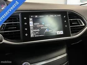 Peugeot 308 SW 1.6 BlueHDI Blue Premium [ NAP xenon pano trekhaak ] thumbnail 20
