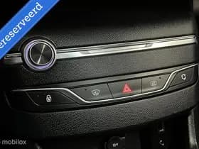 Peugeot 308 SW 1.6 BlueHDI Blue Premium [ NAP xenon pano trekhaak ] thumbnail 21