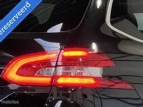 Peugeot 308 SW 1.6 BlueHDI Blue Premium [ NAP xenon pano trekhaak ] thumbnail 31