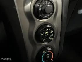 Toyota Yaris 1.3 VVTi Aspiration 5-drs [ NAP trekhaak airco ] thumbnail 19