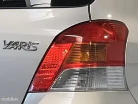 Toyota Yaris 1.3 VVTi Aspiration 5-drs [ NAP trekhaak airco ] thumbnail 27