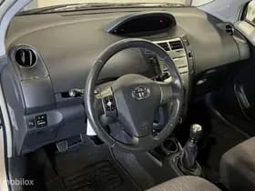 Toyota Yaris 1.3 VVTi Aspiration 5-drs [ NAP trekhaak airco ] thumbnail 7