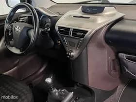 Toyota IQ 1.0 VVTi Aspiration [ NAP climate LM parelmoer ] thumbnail 15