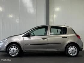 Renault Clio 1.2 Special Line [ 1ste eigenaar trekh nw distributie ] thumbnail 3