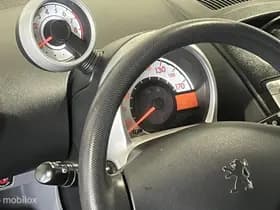 Peugeot 107 1.0-12V XS 5-drs [ NAP 1ste eig. airco ] thumbnail 20