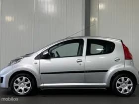 Peugeot 107 1.0-12V XS 5-drs [ NAP 1ste eig. airco ] thumbnail 3