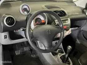 Peugeot 107 1.0-12V XS 5-drs [ NAP 1ste eig. airco ] thumbnail 7