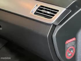 Mercedes-Benz E-klasse 200 BlueTEC Prestige [ leder trekhaak navigatie ] thumbnail 32