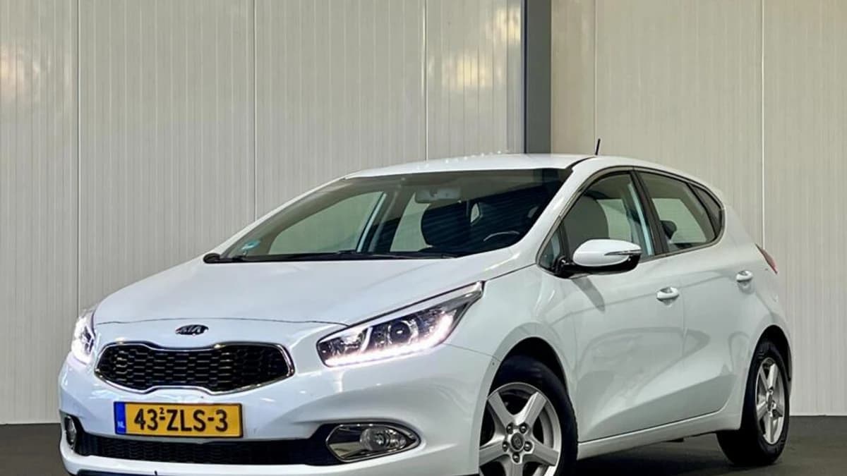 Kia Cee'd 1.6 GDI Plus Pack AUTOMAAT [ NAP camera cruise ] — foto 1