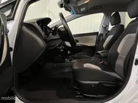 Kia Cee'd 1.6 GDI Plus Pack AUTOMAAT [ NAP camera cruise ] thumbnail 28