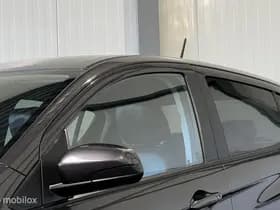 Opel KARL 1.0 ecoFLEX Cosmo [ NAP climate pdc cruise LM ] thumbnail 29