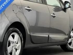 Renault Scenic 1.6 Dynamique [ NAP trekhaak climate cruise ] thumbnail 32