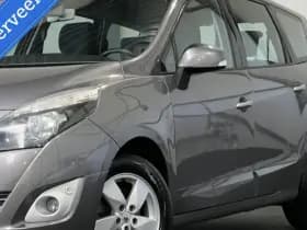 Renault Scenic 1.6 Dynamique [ NAP trekhaak climate cruise ] thumbnail 38