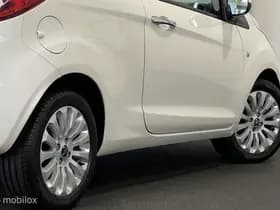 Ford Ka 1.2 Titanium X [ UNIEK! NL auto met NAP en airco ] thumbnail 14