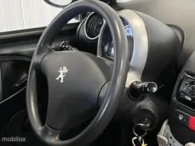 Peugeot 107 1.0 Access Accent 5-drs [ NAP airco spoiler ] thumbnail 19