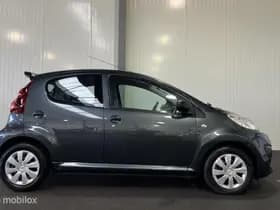 Peugeot 107 1.0 Access Accent 5-drs [ NAP airco spoiler ] thumbnail 5