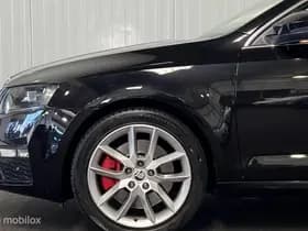 Skoda Octavia Combi 2.0 TDI RS 225 PK DSG [ historie trekhaak pano xenon ] thumbnail 32