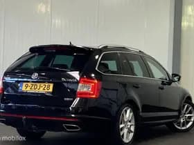 Skoda Octavia Combi 2.0 TDI RS 225 PK DSG [ historie trekhaak pano xenon ] thumbnail 6