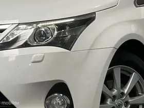 Toyota Avensis 2.0 VVTi Dynamic AUTOMAAT [ trekhaak xenon half-leder ] thumbnail 23