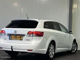 Toyota Avensis 2.0 VVTi Dynamic AUTOMAAT [ trekhaak xenon half-leder ] thumbnail 6