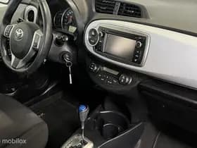 Toyota Yaris thumbnail 15