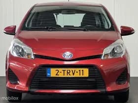Toyota Yaris thumbnail 3