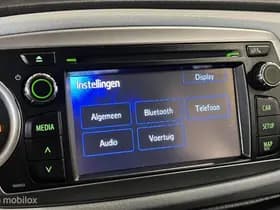 Toyota Yaris thumbnail 21