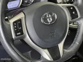Toyota Yaris thumbnail 22
