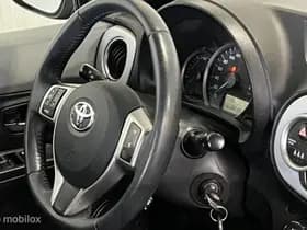 Toyota Yaris thumbnail 26