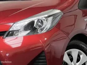 Toyota Yaris thumbnail 27