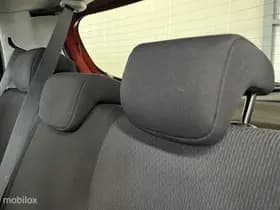 Toyota Yaris thumbnail 10