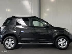 Daihatsu Terios thumbnail 5