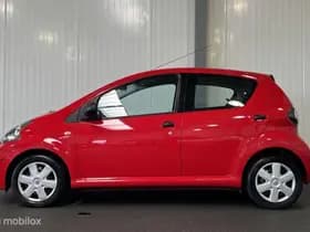 Toyota Aygo thumbnail 3
