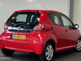 Toyota Aygo thumbnail 6