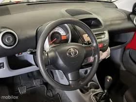 Toyota Aygo thumbnail 7